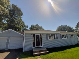 82 Ashmall Ave, Monroe Township, NJ 08831