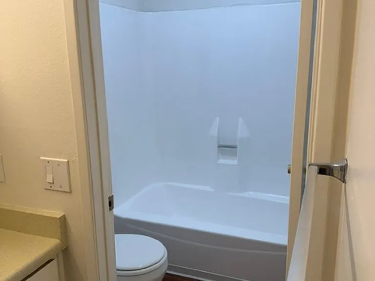 4171 California Ave #18 — Photo 10