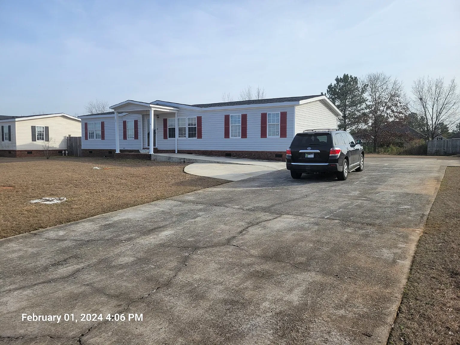 4 bed, 2.0 bath, 1647 sqft, $1,700 — Photo 2