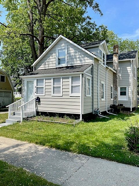 1st image of 614 N Poplar St