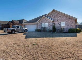 11 Graddy Loop, Vilonia, AR 72173