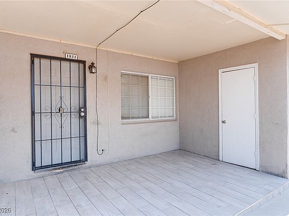 4th image of 1809 Linden Ave