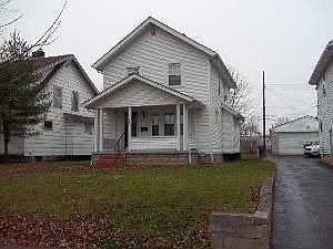 4th image of 681 S Warren Ave