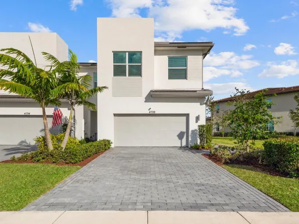 4798 Navali Dr, Lake Worth, FL 33467