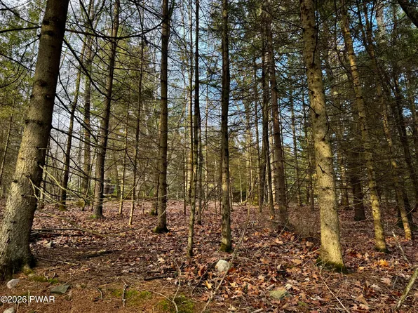 103 Berger Rd, Matamoras, PA 18336