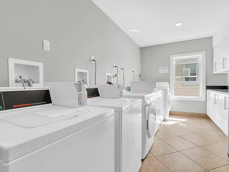 157 Hancock St #14 — Photo 14