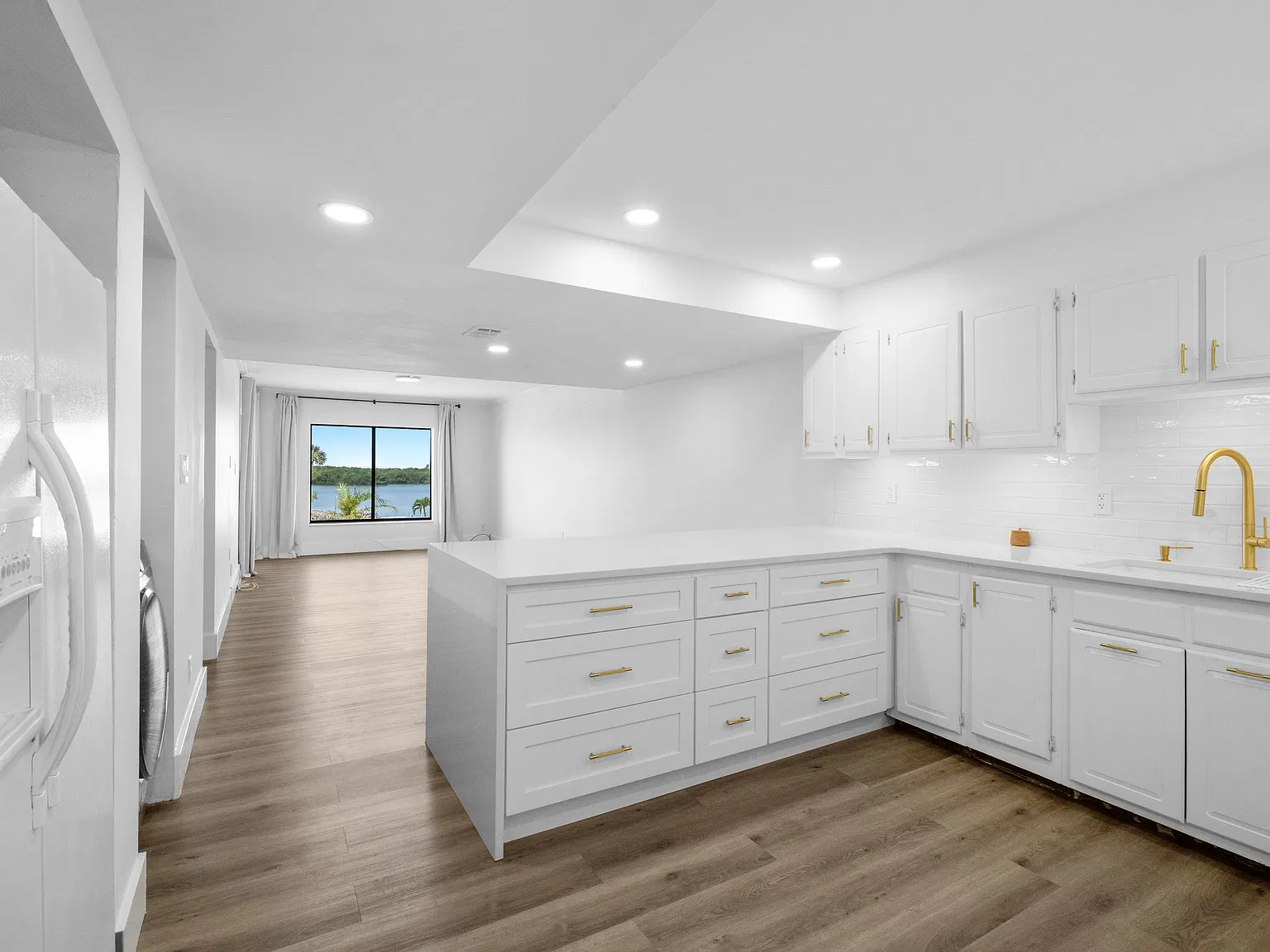3 bed, 1244 sqft, $2,750 — Photo 3