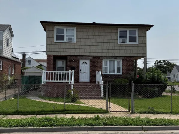 126 Sussex Road, Elmont, NY 11003