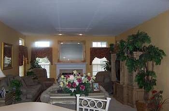 4th image of 705 Sherwood Dr