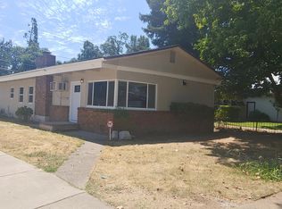 545 Parkview Ave, Redding, CA 96001