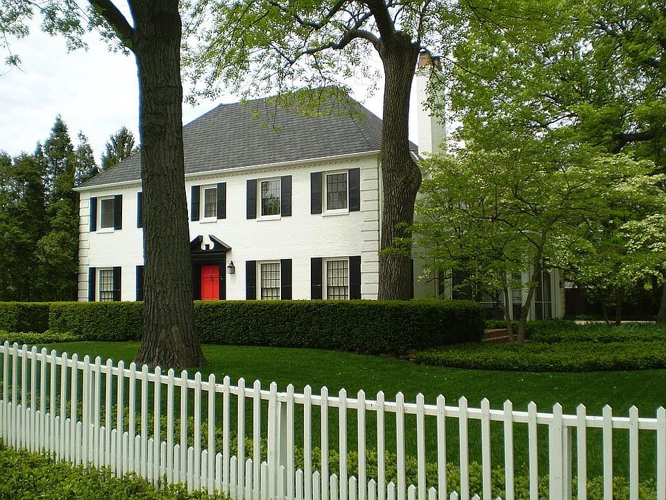 2nd image of 200 Kenwood Pl