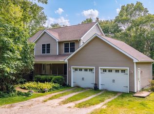 209 Cemetery Rd, Canterbury, CT 06331