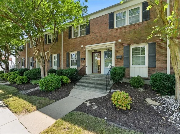 407 Bridge St Unit 1E, Hampton, VA 23669