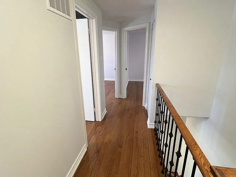 91 Campania Cres — Photo 30