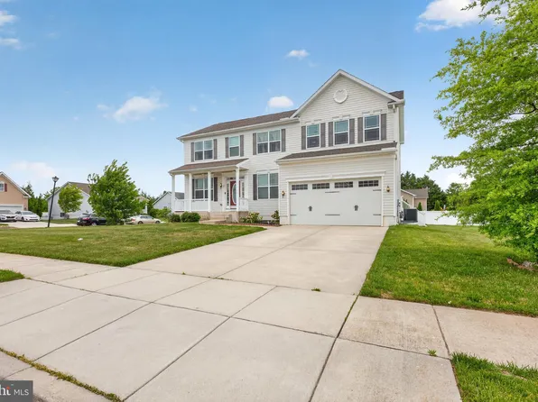 27 Wellington Ave, Dover, DE 19904