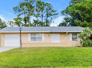 613 SE Starfish Ave, Port Saint Lucie, FL 34983