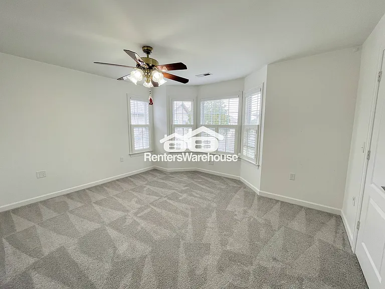 3932 Cromwell Park Dr — Photo 35