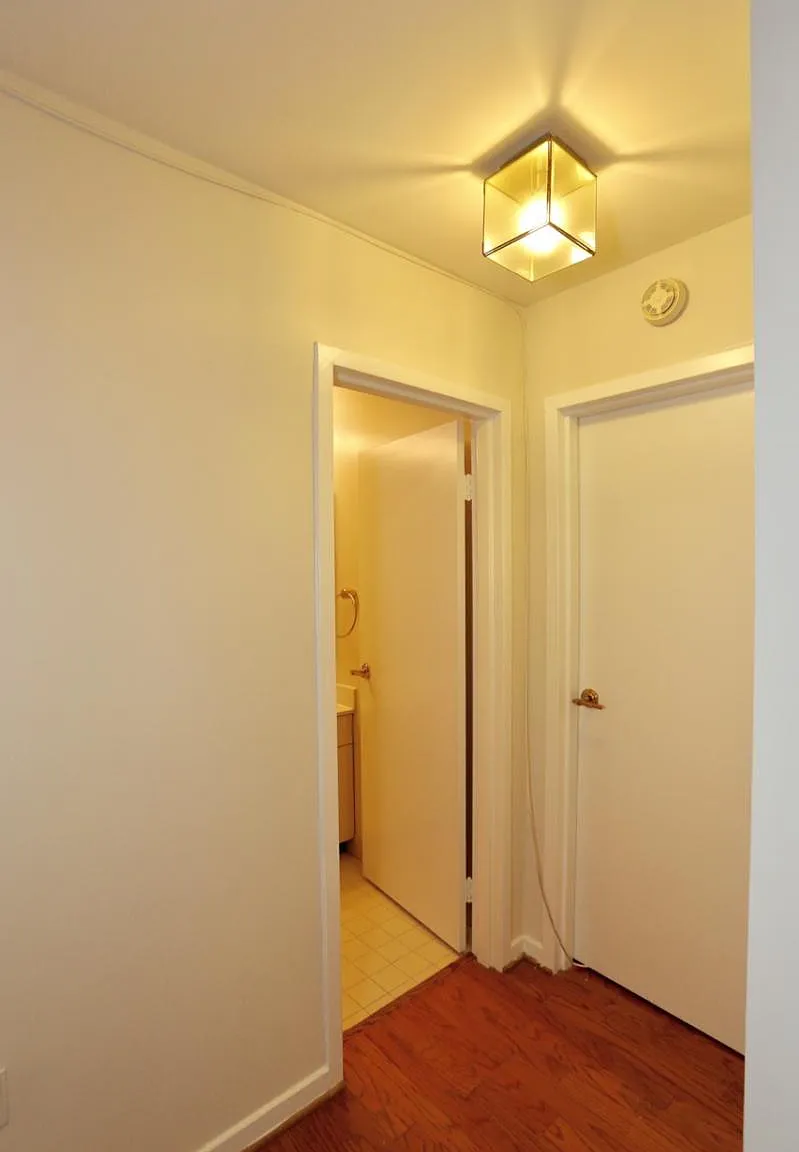 2 bed, 1570 sqft, $4,850 — Photo 3