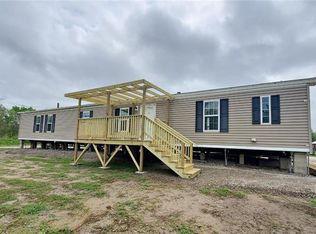 631 E Bayou Rd, Belle Chasse, LA 70037