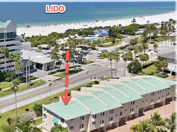 797 Benjamin Franklin Dr #9, Sarasota, FL 34236