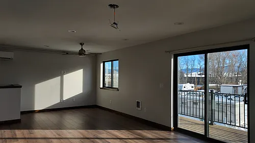 451 Cherry Ave Photo 1
