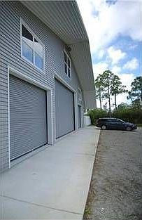 4th image of 4610 SW Laurel Oak Ter