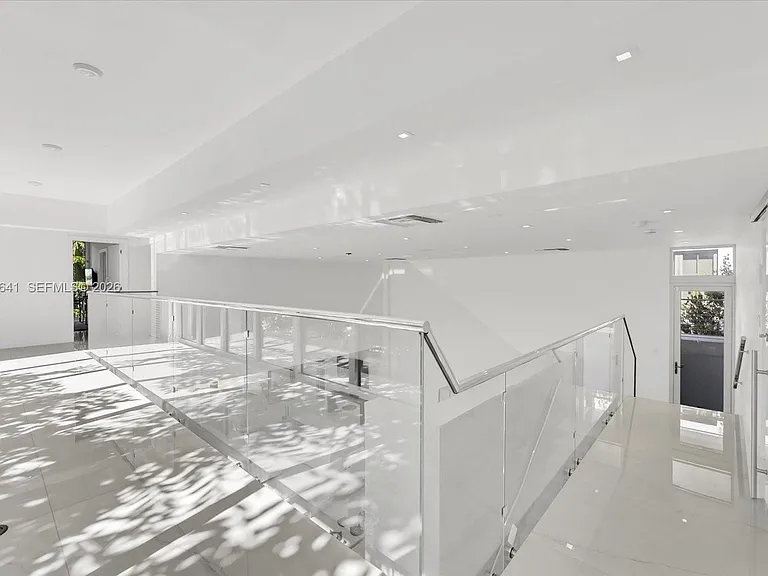 7830 Atlantic Way — Photo 12