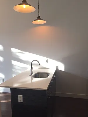 Rented by P Management | media 16