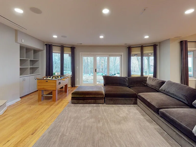 9629 Eagle Ridge Dr — Photo 52