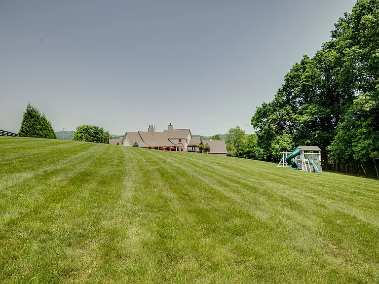 6605 Goshawk Ct — Photo 57
