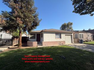 1060 E Tulare Ave, Tulare, CA 93274