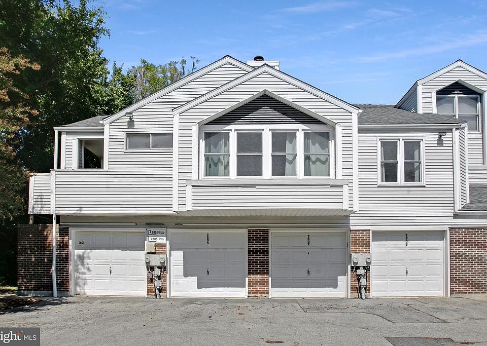 1st image of 2801 Creekside Dr