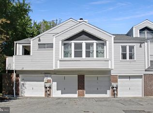 2801 Creekside Dr, Newark, DE 19711