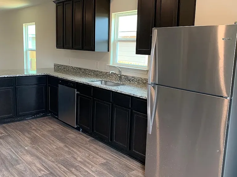 108 N Allington Cir — Photo 10