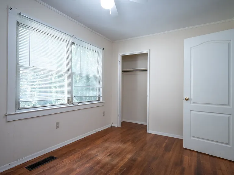 175 Habersham Way — Photo 29