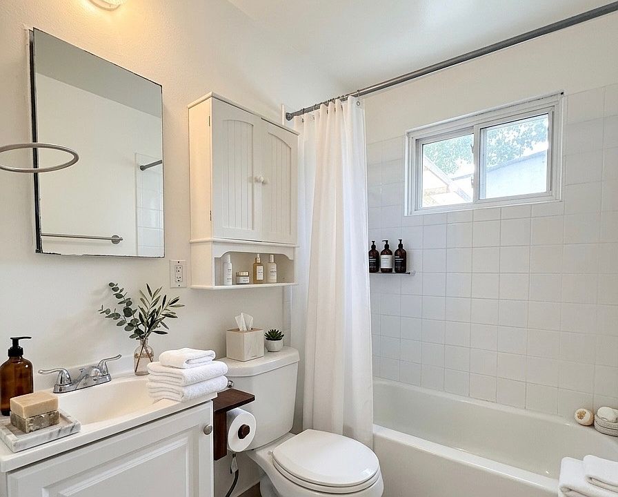 1st image of 3425 Decoto Rd #2