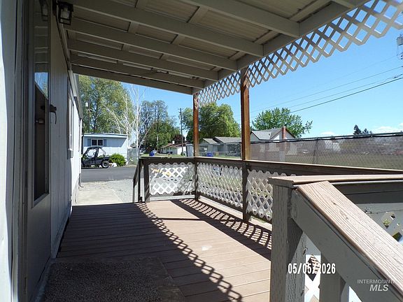 5th image of 913 Preston Ave Trailer 40