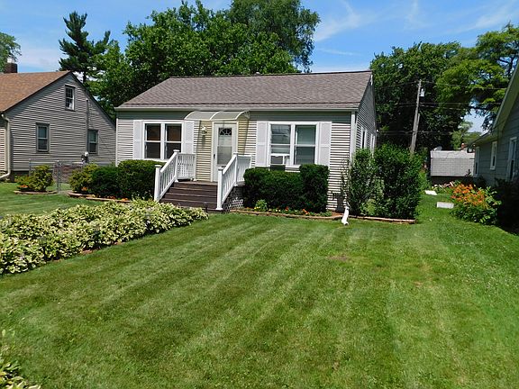 2nd image of 608 W Indiana Ave