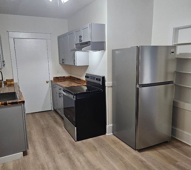 1st image of 119 Main St #7