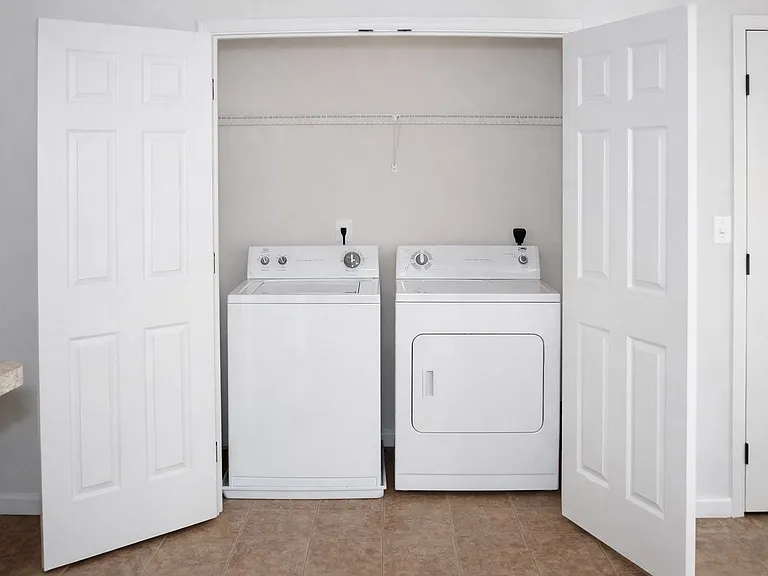 46375 Shining Willow Ln #F — Photo 10