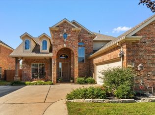 8402 Pecan Creek Dr, Arlington, TX 76001