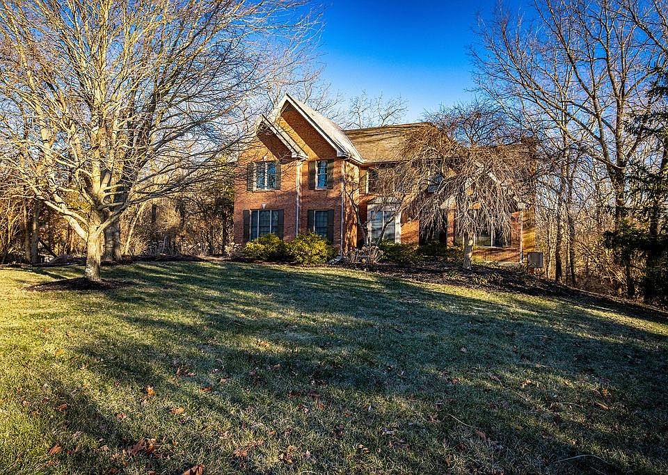 1st image of 128 Stone Creek Dr