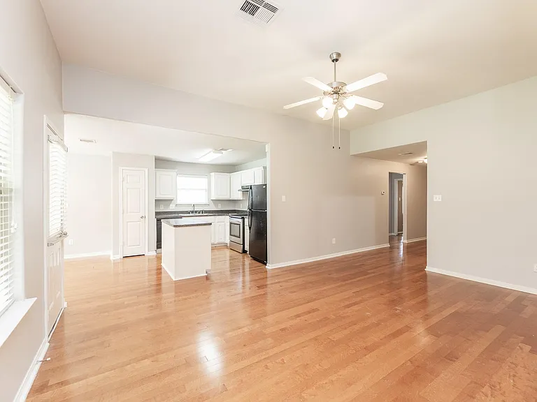 3910 Enclave Mist Ln — Photo 9