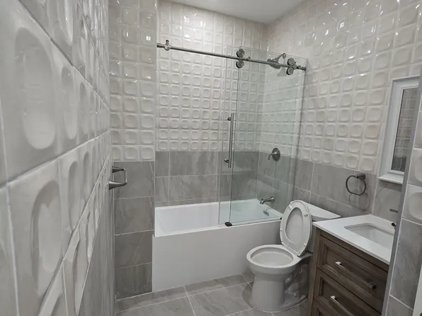 72 Van Dyke Street image 6 of 17