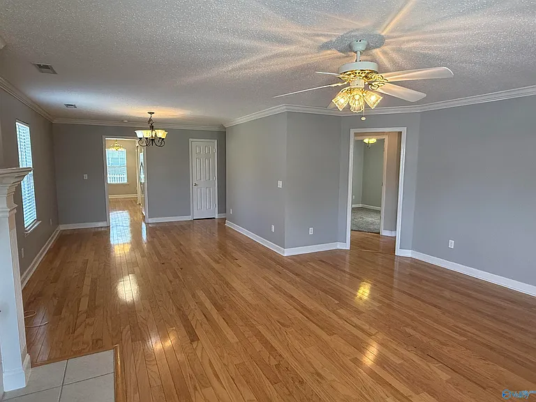 5308 Frankford Dr SE — Photo 4