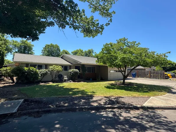 4174 Indigo Ct NE, Salem, OR 97305