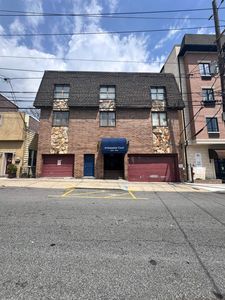 214 70th St #1C, West New York, NJ, 07093