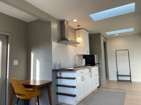 4019 Rhoda Ave, Oakland, CA 94602