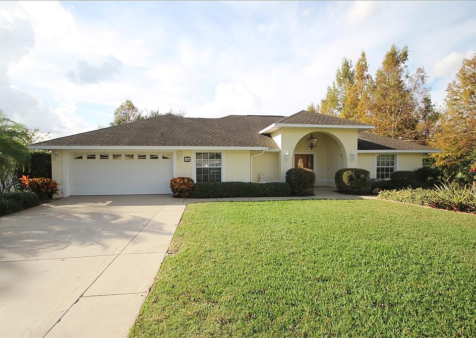 1st image of 36 Wisteria Dr