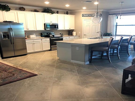 4th image of 17290 Cherrywood Ct #6102
